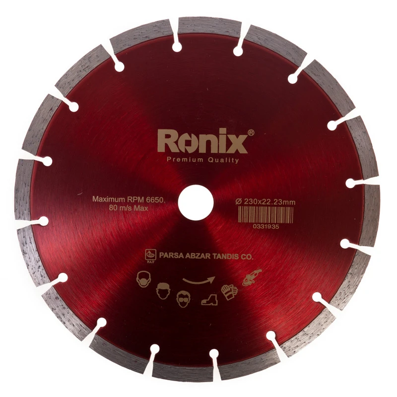 صفحه گرانیت بر بزرگ رونیکس مدل RH-3501 سایز 22.23 × 230 میلی متر، از انواع صفحه ای است که دارای تیغه‌ای برای برش انواع سنگ از جمله سنگ مرمر و گرانیت است. این صفحه گرانیت بر، قطری برابر 230 میلی‌متر دارد و جزو صفحات بزرگ و عریض برش محصوب می‌شود.این لوازم جا